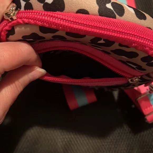 Simply Southern Leopard and Pink Crossbody Bag - Picture 3 of 5